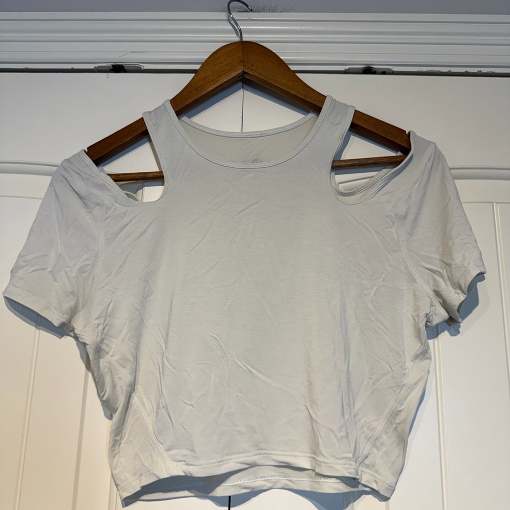 lululemon athletica White Cold-Shoulder Crop Top Size 10